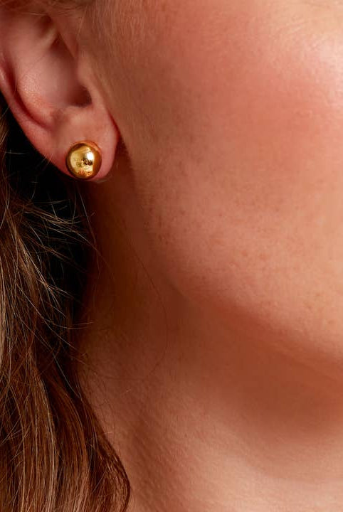 Zenzii Small Round Metal Stud Earring in Gold