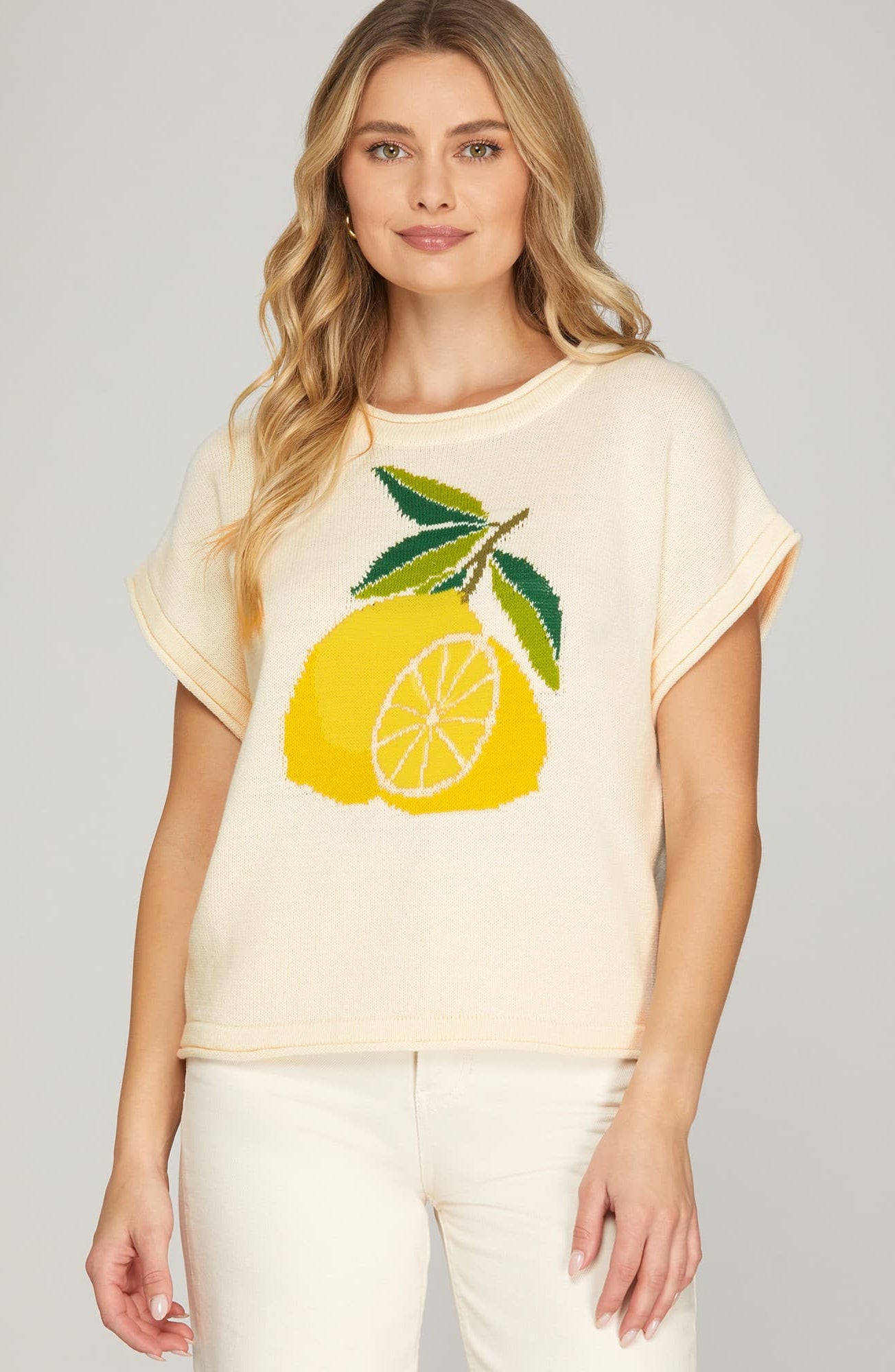 cream short sleeve knit sweater with lemon print