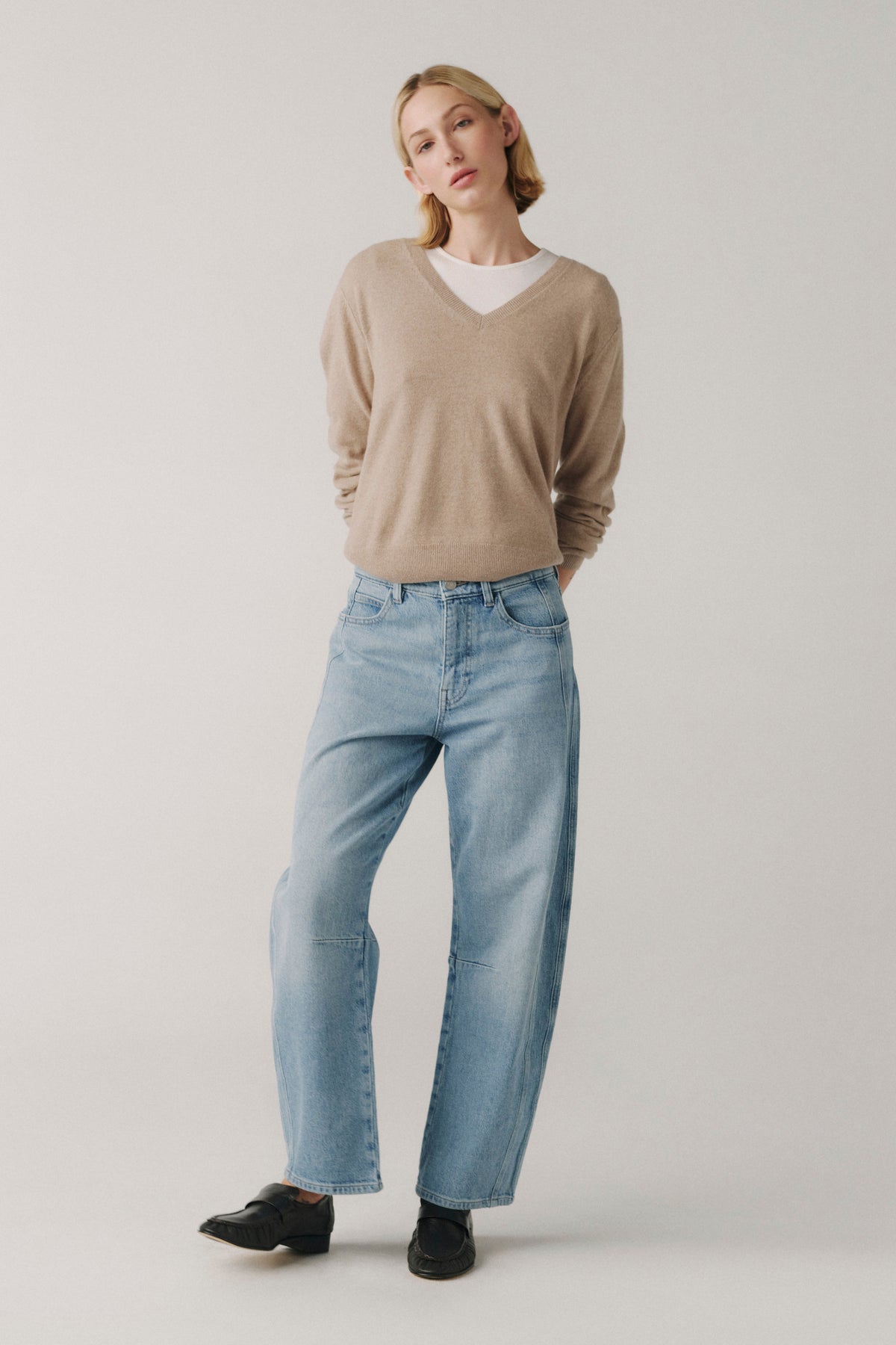 Light Wash Barrel Jeans
