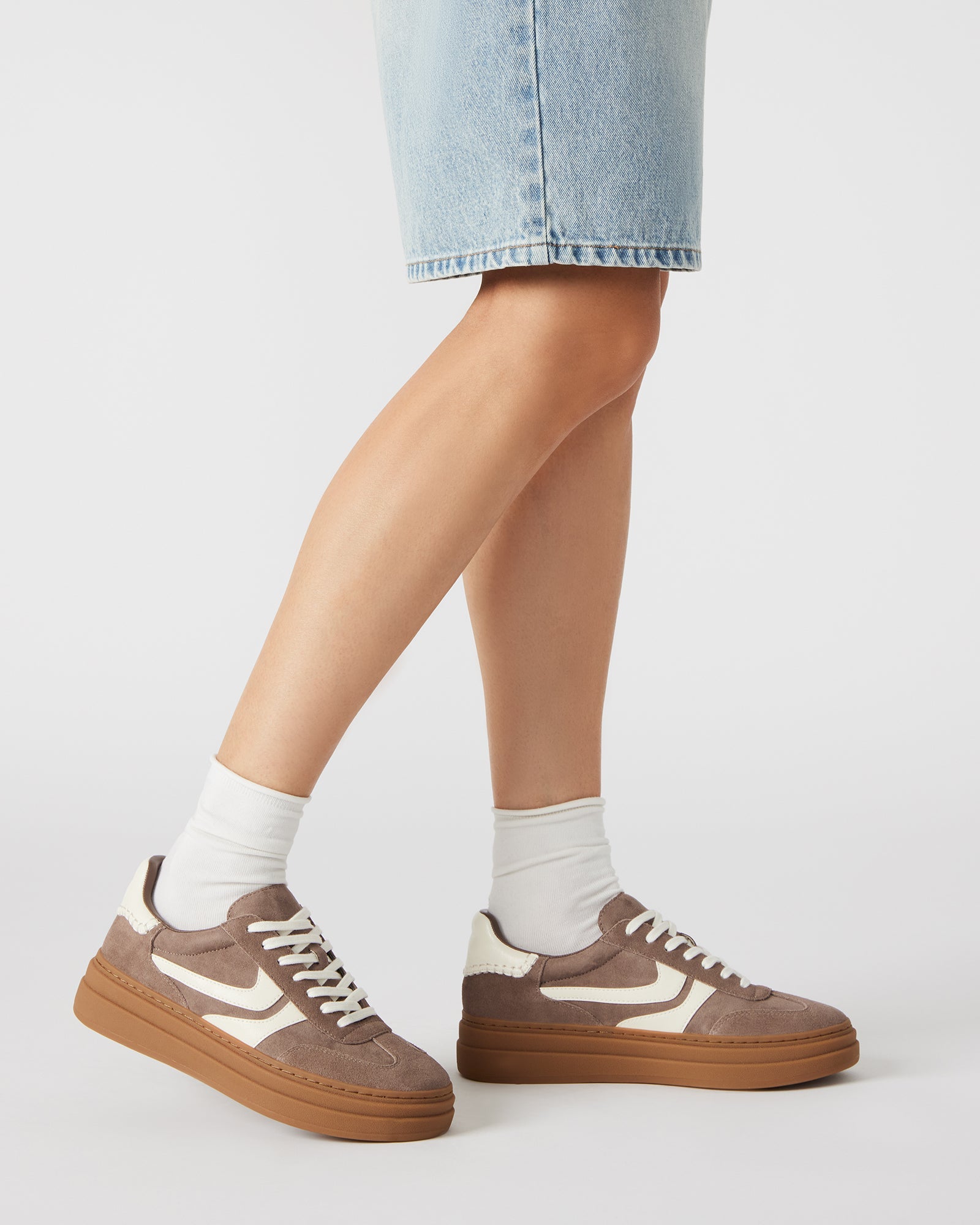 Steve Madden Dodge Sneaker - Taupe Multi