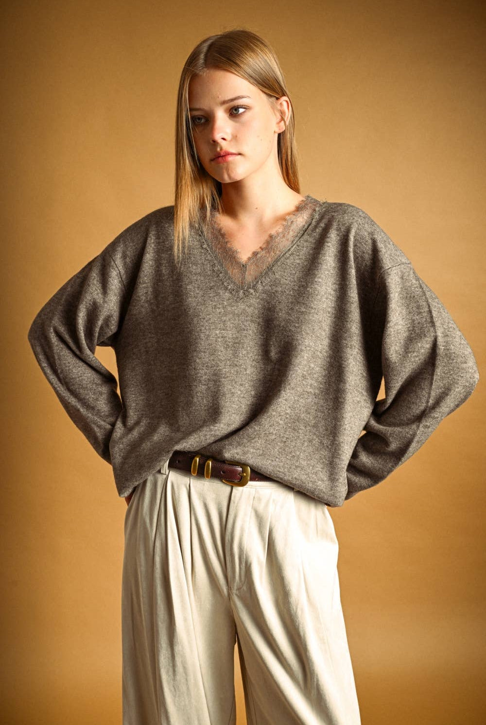 Miou Muse Long Sleeve Lac Contrasted Knit Top - Mocha