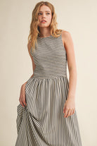 Long, Sleeveless, striped dress