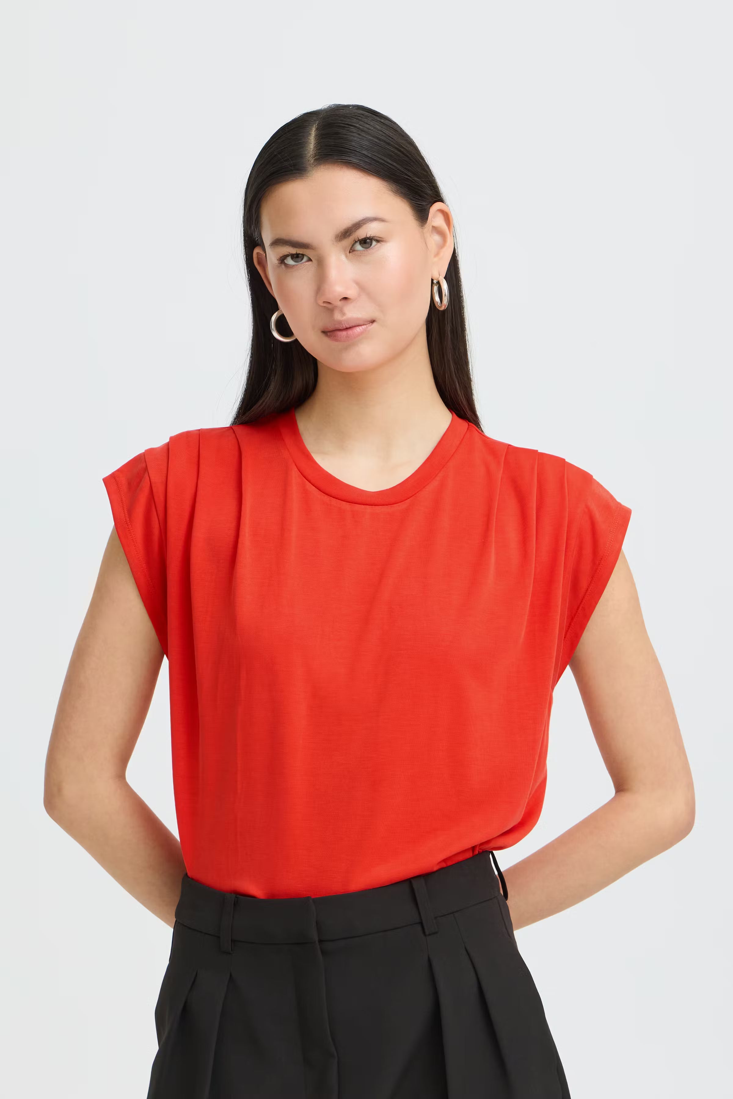 ICHI Lisken Top in Fiery Red
