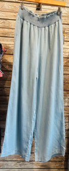 Wide Band Wide Leg Pant in Light Wash