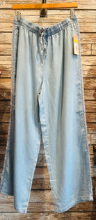 Laced-Edged Tie-Waist Ankle Pants in Light Wash Blue