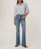 KUT from the Kloth Ana High Rise Fab Ab Flare in Obtain Wash