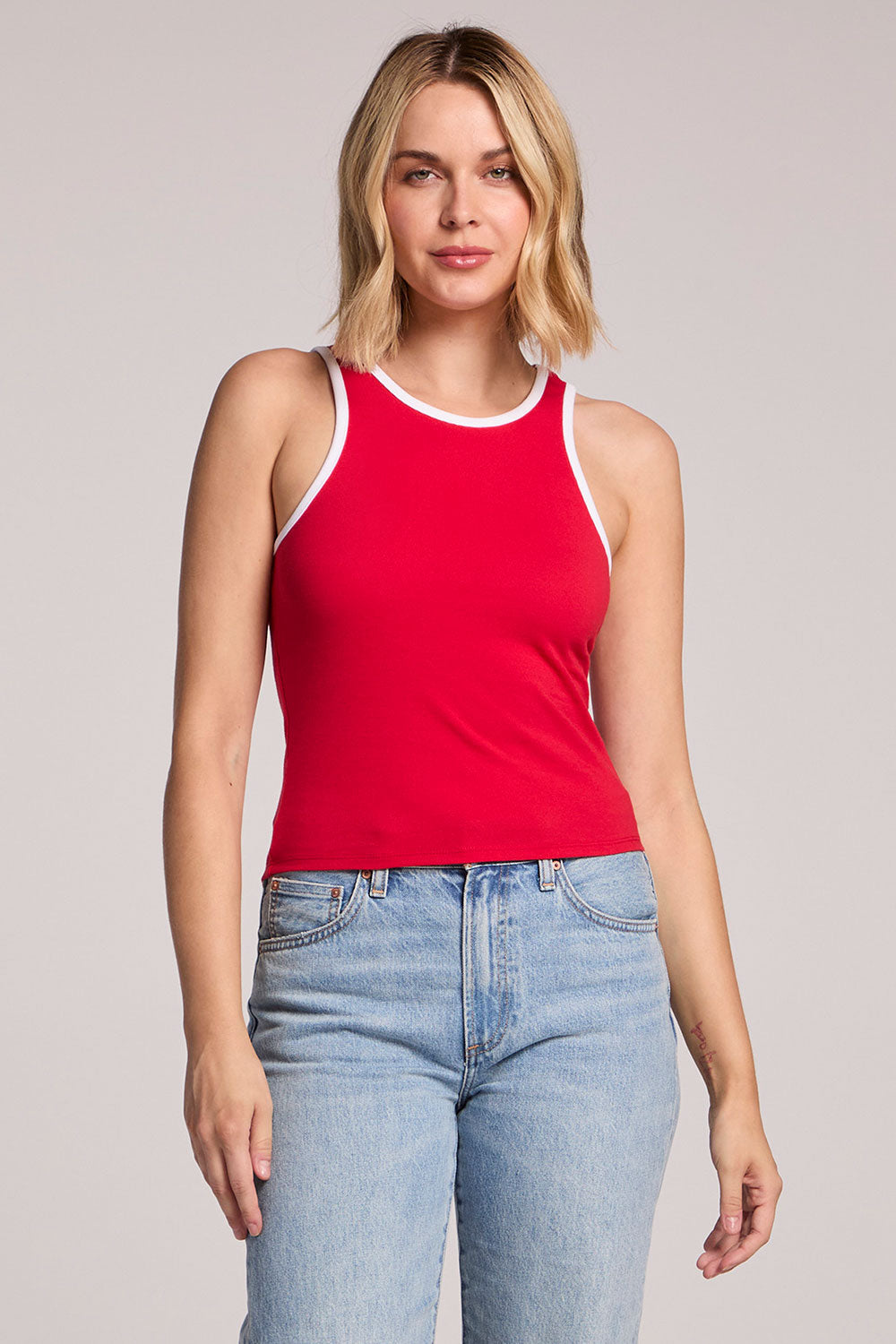 Chaser Lisbon Cardinal Red Tank