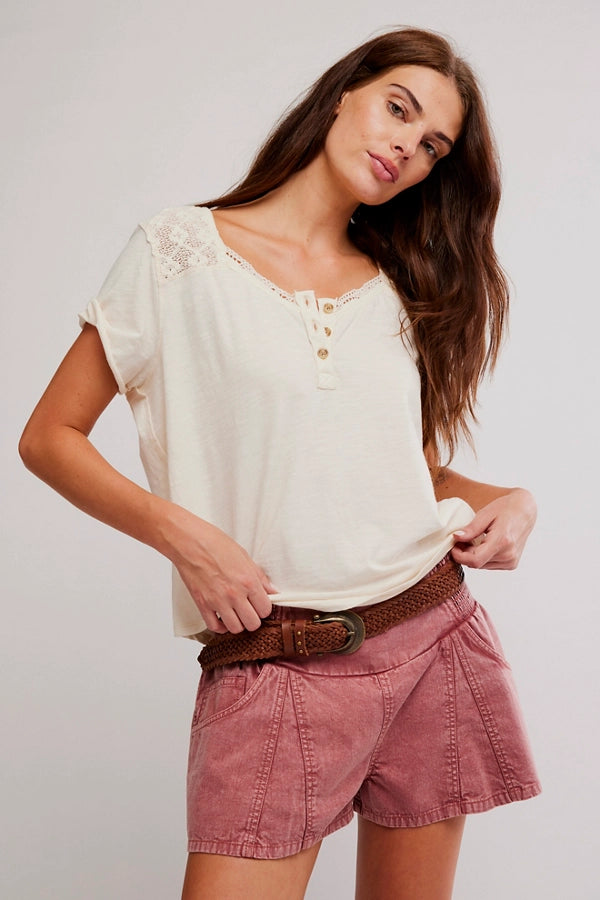Short Sleeve Henley blouse with lace and button detail