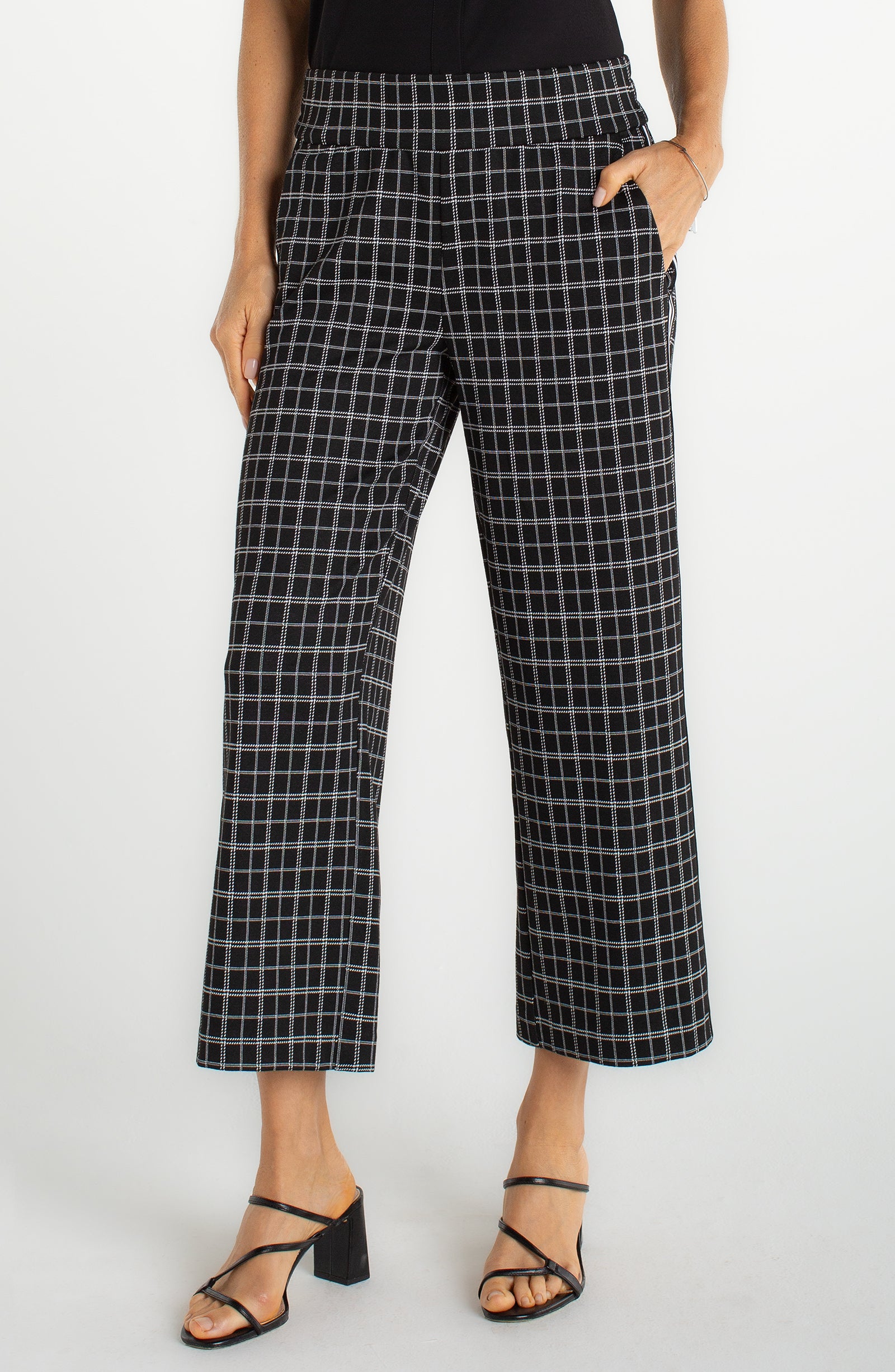 Black and white checkered crop pants