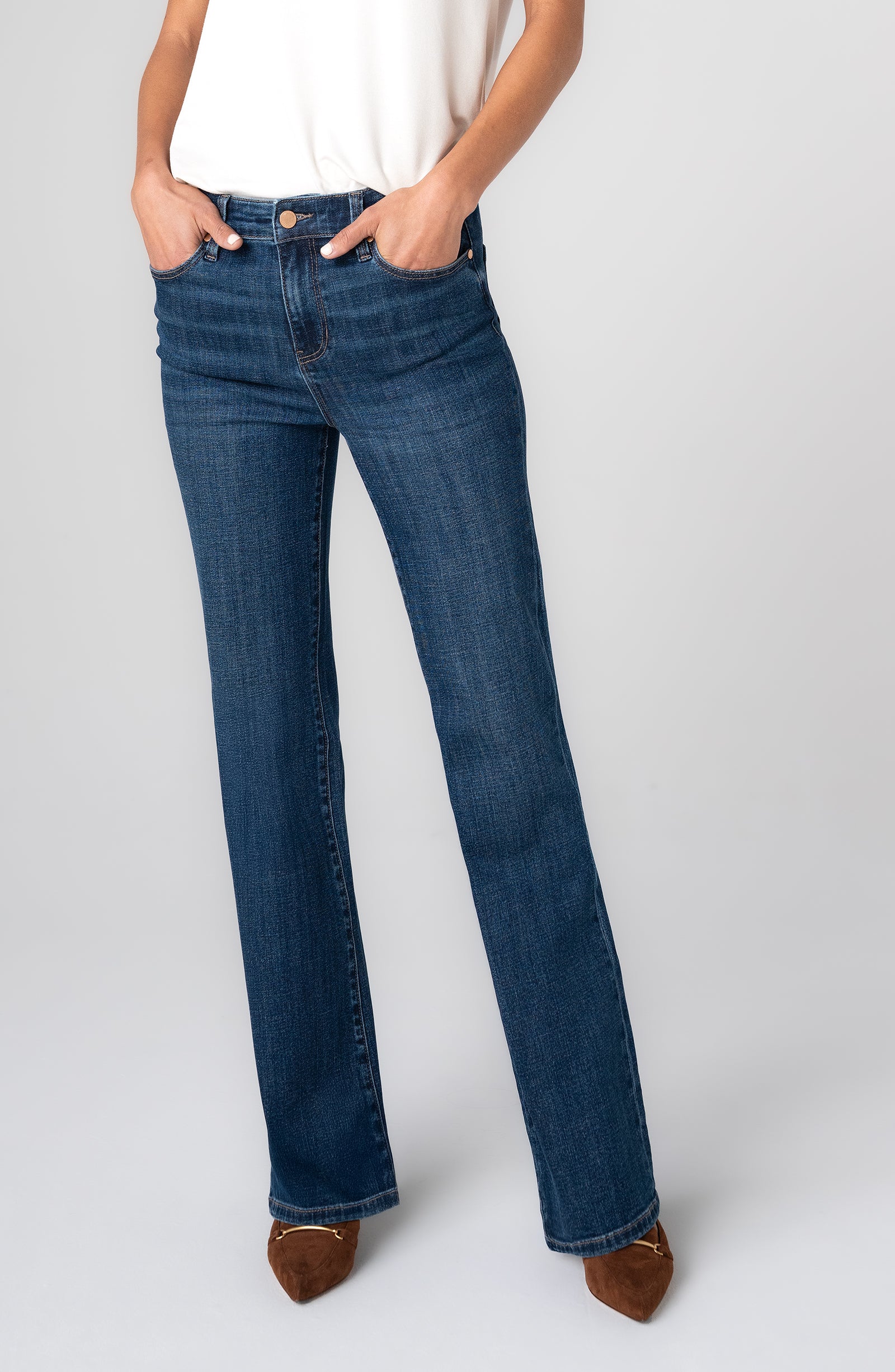 Liverpool Lucy Bootcut 32 Inseam in West Coast